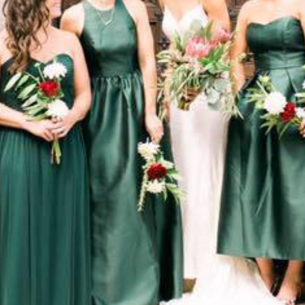 Alfred Sung Forest Green Satin Bridesmaid's Dress, Size 0